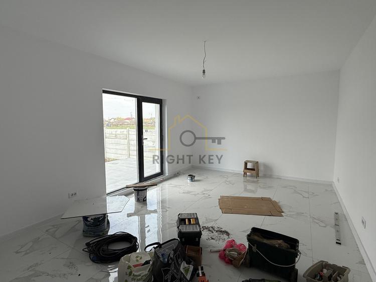 Casa Noua P+Pod, Clinceni, Teren 400 mp, Placa Beton, Comision 0%