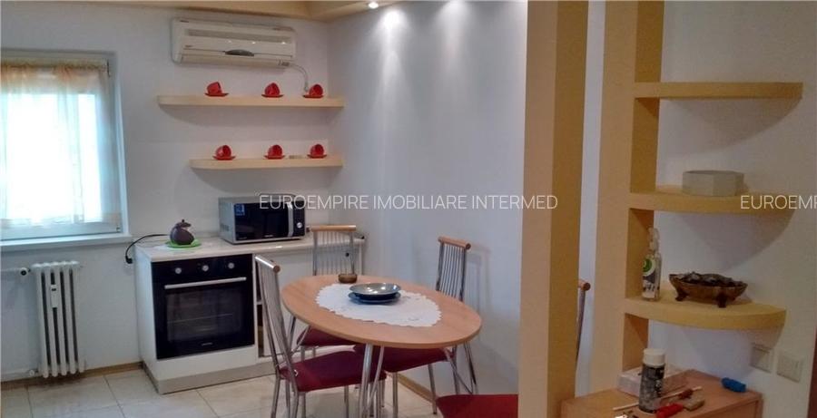 Apartament de închiriat cu 3 camere, zona Icil - 2