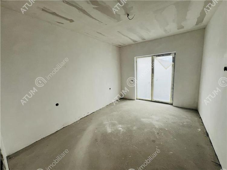 Apartament intabulat cu 3 camere 2 bai si balcon zona Doamna Stanca