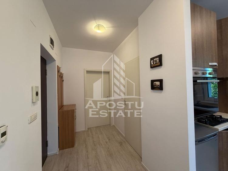 Apartament cu 2 camere de închiriat, Dumbravita,Central