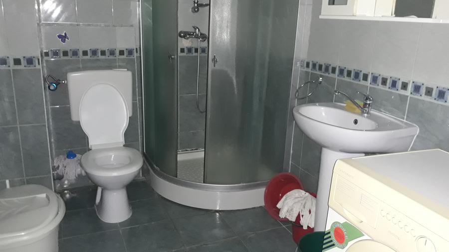 Inchiriez apartament UTA Ared