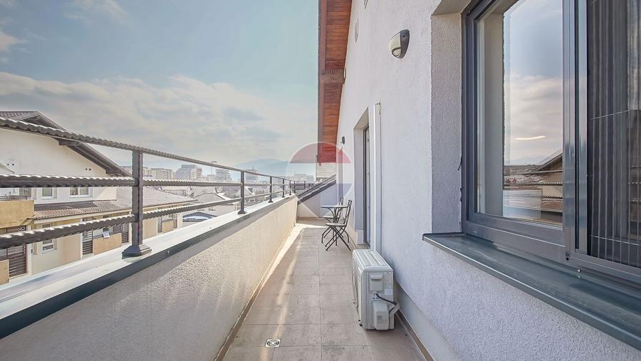 Apartament 2 camere de vânzare | Parcare și boxă | Zona Tractorul