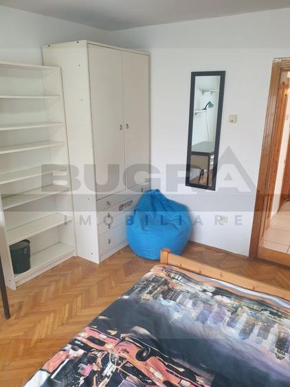 Apartament de 4 camere la casa, 120mp utili, parcare, zona UMF