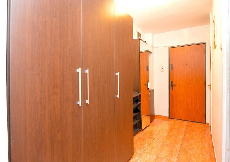 INCHIRIERE APARTAMENT 2 CAMERE DECEBAL – METROU PIATA MUNCII