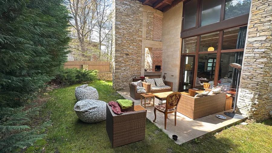 Casa individuala cu 3 camere, 100 mp, 440 mp teren, zona barbeque, Faget