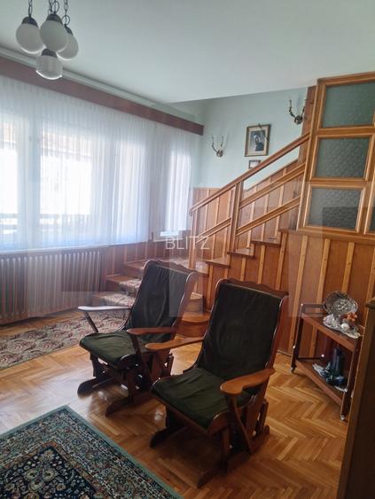 Casa de vanzare, 350 mp, zona Central