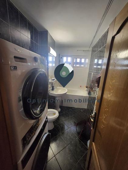Apartament cu 4 camere in Manastur, etaj 2/4 zona Putna !