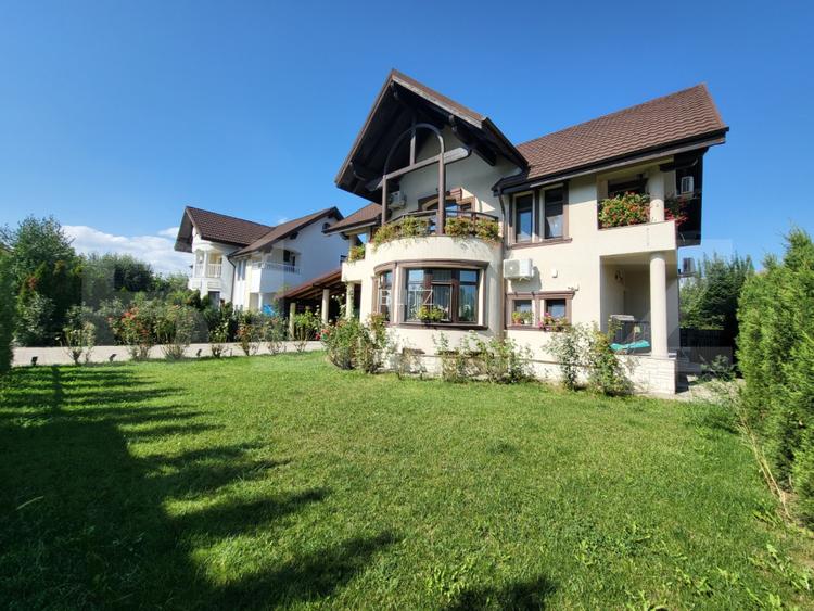Casa de vanzare, 200 mp, zona Albert