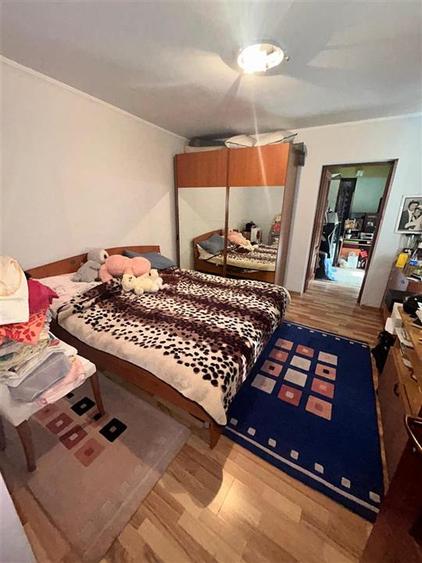 Casa Buzaului - Bis. Sf. Treime , 164mp construiti  teren 353 mp, cu 13m deschid