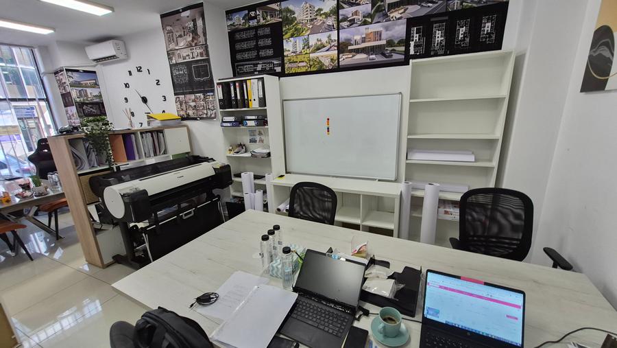 SPATIU BIROU - CAUTAM COLEG- ARHITECT, STRUCTURIST , CADASTRIST