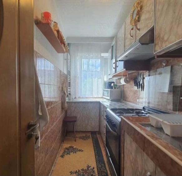 Vânzare apartament 2 camere zona Km 4-5 mobilat utilat 40 mp