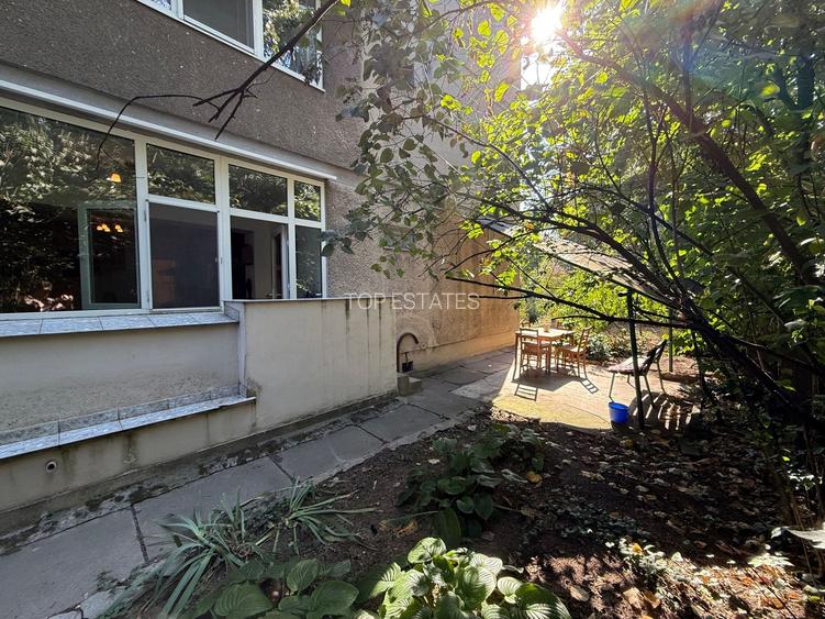 De vanzare 4 camere, curte exclusivă 250 mp, Str. Uruguay - Bucuresti - 19