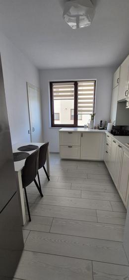 Apartament de vanzare 3 camere 78 mp , zona Buna ziua