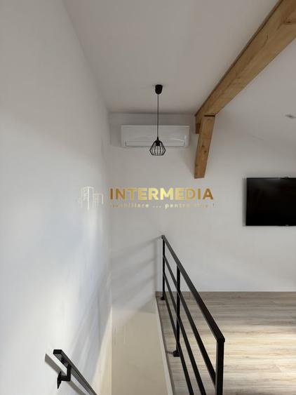 Apartament cu 3 camere Bloc NOU CENTRU Scara Interioara Mobilat Utilat Parcare