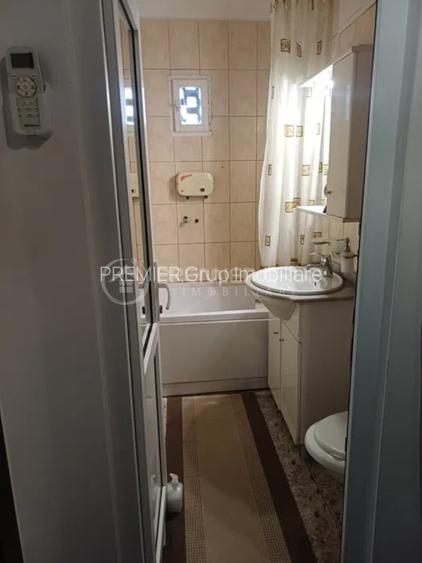 Etaj intermediar! Apartament 2 camere 53mp, Podu Ros, CT - 6