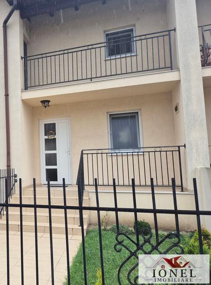Vanzare 1/2 duplex in Alba Iulia, Centru