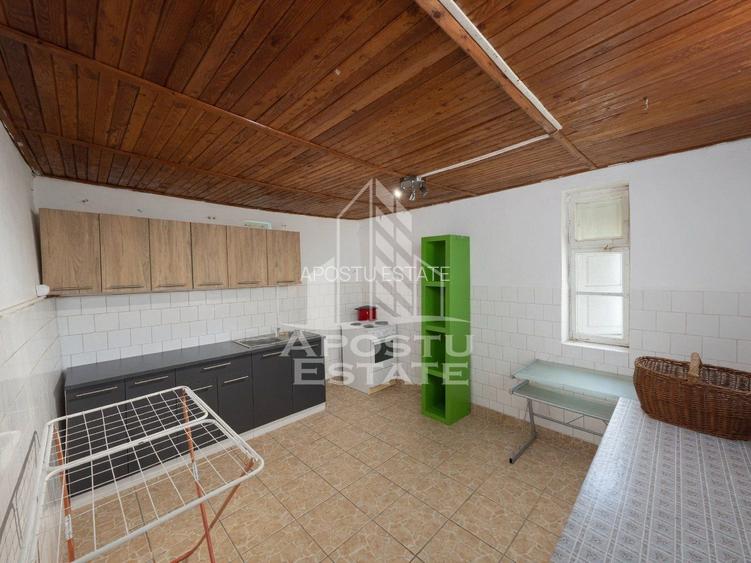 Casa de vanzare in Sandra, 5755 mp, teren, acoperis nou - 16