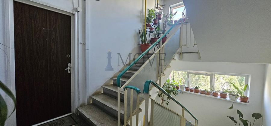 Apartament de 4 camere decomandate - Aleea Costinesti