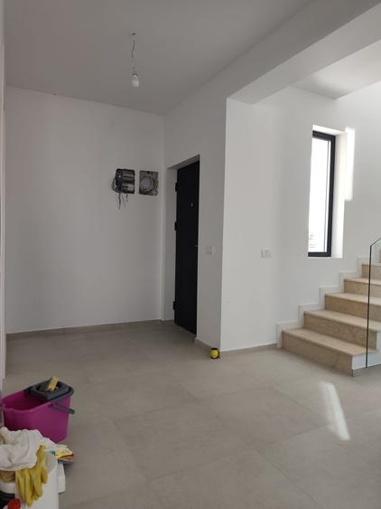 FARA COMISIOANE casa cu 4 camere P+1+pod gata finisata la cheie merita vazuta