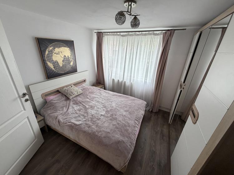 Duplex 3 camere | 136 MP | 323 MP teren | Zona SCHIT