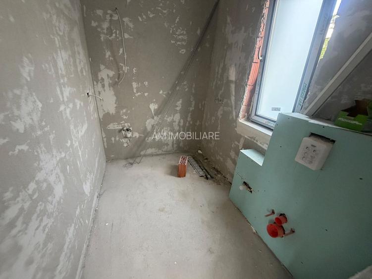 CASA INDIVIDUALA- 4 CAMERE, TOATE UTILITATILE, TEREN 240 MP, COMIS 0% - 13