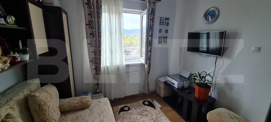 Apartament cu 2 Camere de Vânzare în Zărnești