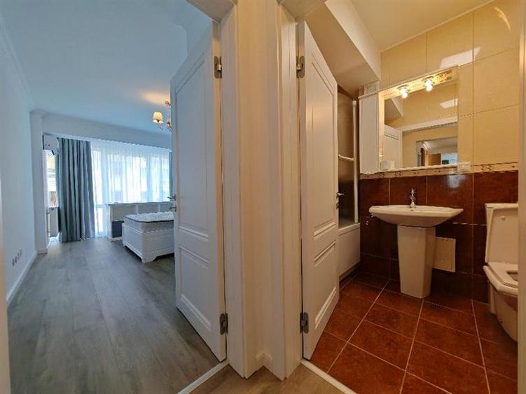 Inchiriem Apartament 3 Camere, Modern, 100 Mp, Decomandat, Racadau