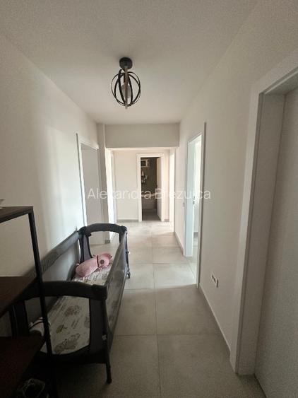 Apartament 3 camere, complet renovat 2025 - 2