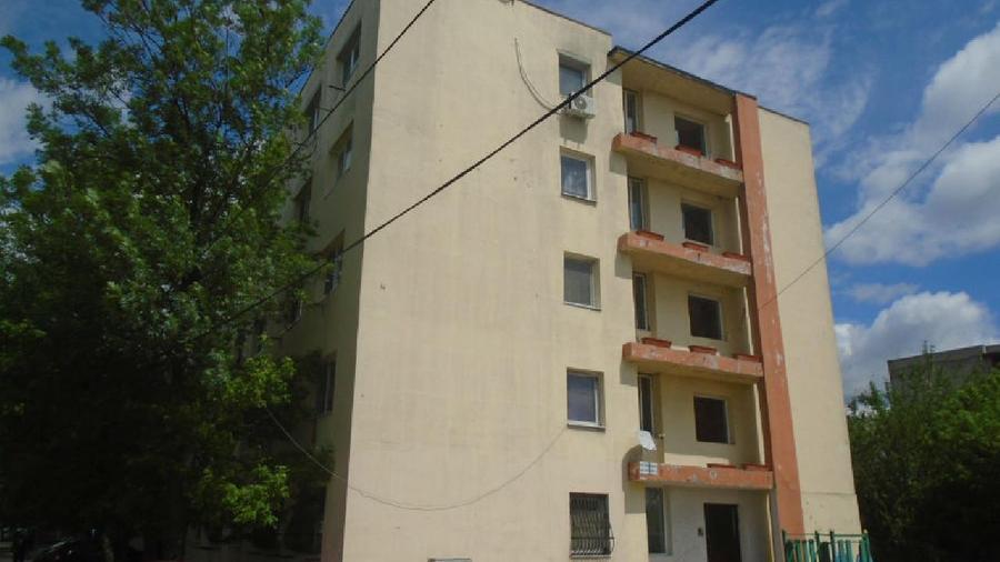Aparatament 2 camere 42m² ~ Etaj 4, Ploiesti, Teleajen