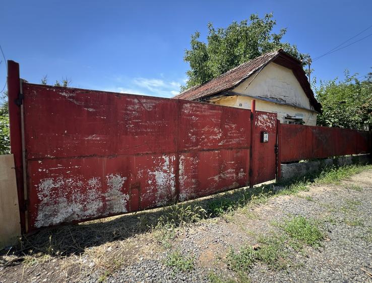 Casa de demolat cu teren 575 mp - zona centrala - Vatra Veche, Dumbravita