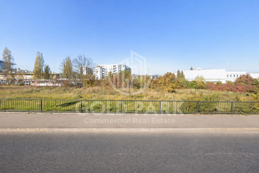 : : Teren pt Dezvoltare Comerciala/Rezidentiala - TRAFIC INTENS : :
