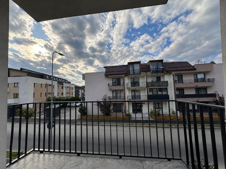 Garsonieră decomandată de vânzare – Zona Coresi, Brașov | 50 mp total