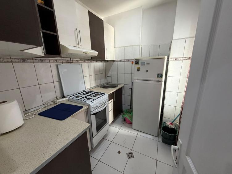 Apartament - 2 camere - decomandat - Decebal