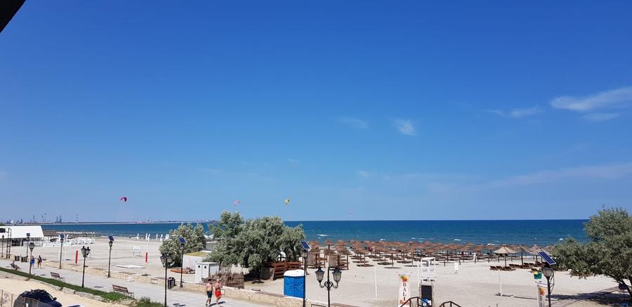 Apartament  Frontal  Mamaia Nord Promenada  2  Camere Mobilat Utilat Termen Lung