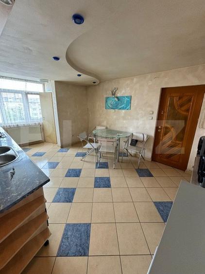 Apartament 5 camere zona Imparatul Traian