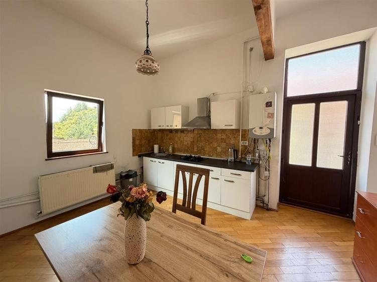 Apartament 2 camere. Zona Ultracentrala, Arad