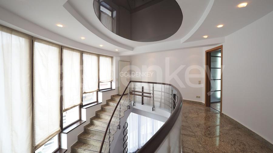 Vilă individuala superba cu 7 camere si piscina exterioara - 22