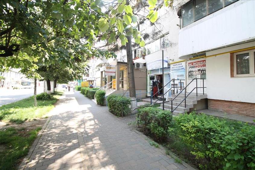 Orizont - stradal - Spatiu comercial - intrare separata