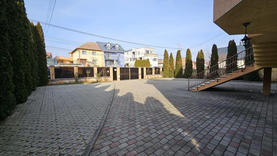 Casa spatioasa de inchiriat, finisata modern, parcari, Dunarii