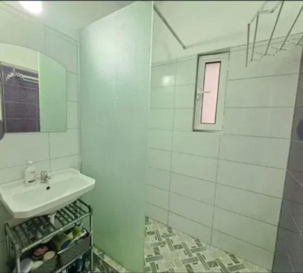 ROMANĂ metrou Piata AMZEI ,MOBILAT UTILAT COMPLET AMENAJAT!