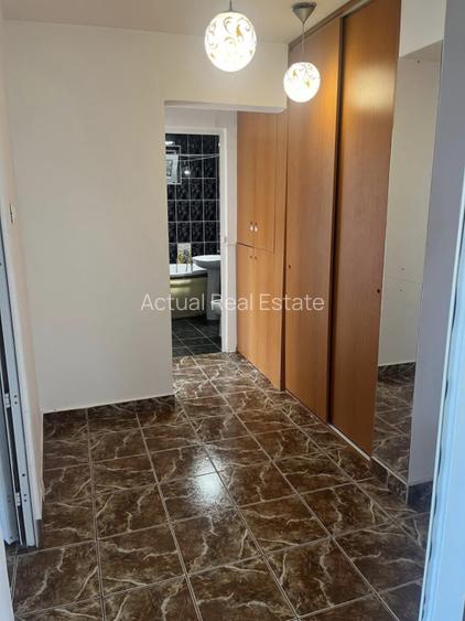 INEL 1 | 2 CAMERE | 3/4 | GAZE - 6