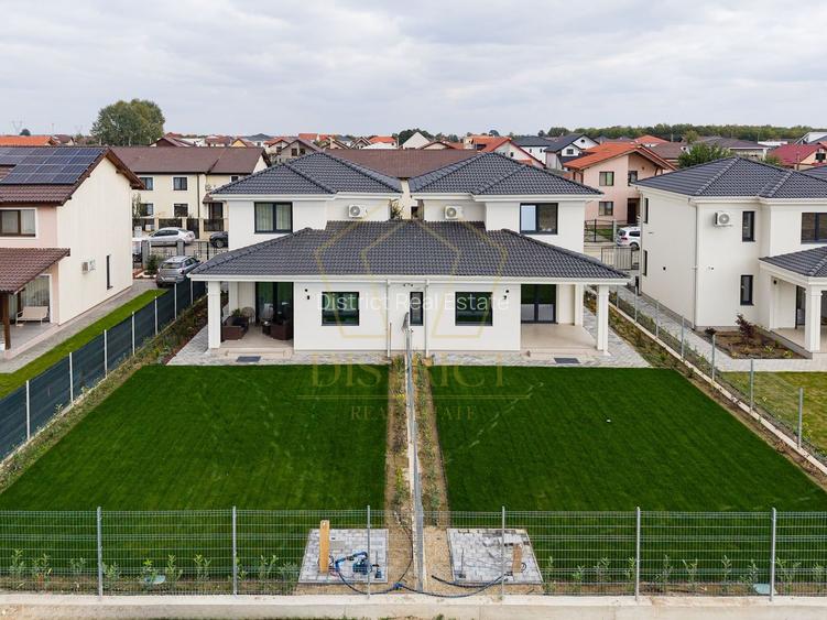 Duplex modern cu 4 camere despartit prin camera tehnica I Mosnita Noua