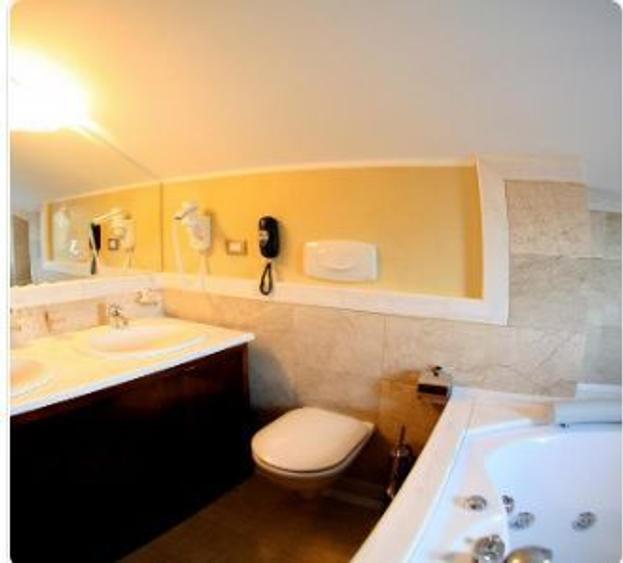 Hotel 3 Stele Ploiesti