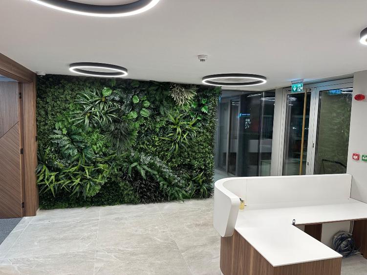 Sediu de companie modern, cu dotări de business center, parcare , Brâncuși 147