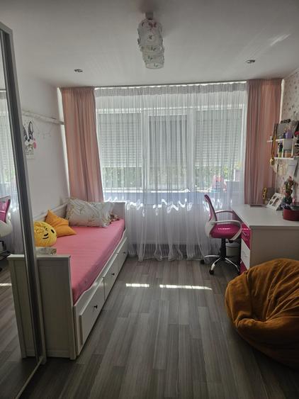 Apartament 3 camere, decomandat, de vânzare – Militari, zona Gorjului