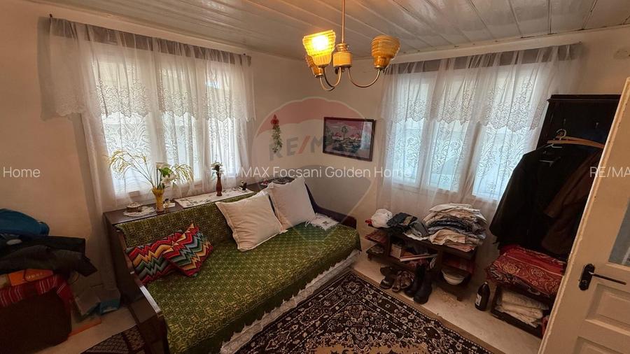 Casă / Vilă Hângulesti - 5