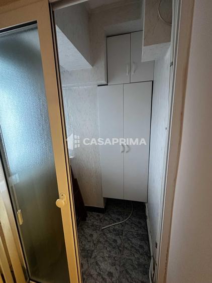 PACURARI-MOARA DE FOC-ap.3 camere,decomandat,et3/8,liber,bloc 1985!