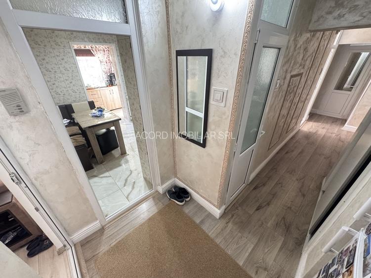 Apartament 3 camere zona Inel 2 Renovat cu Centrala - 10