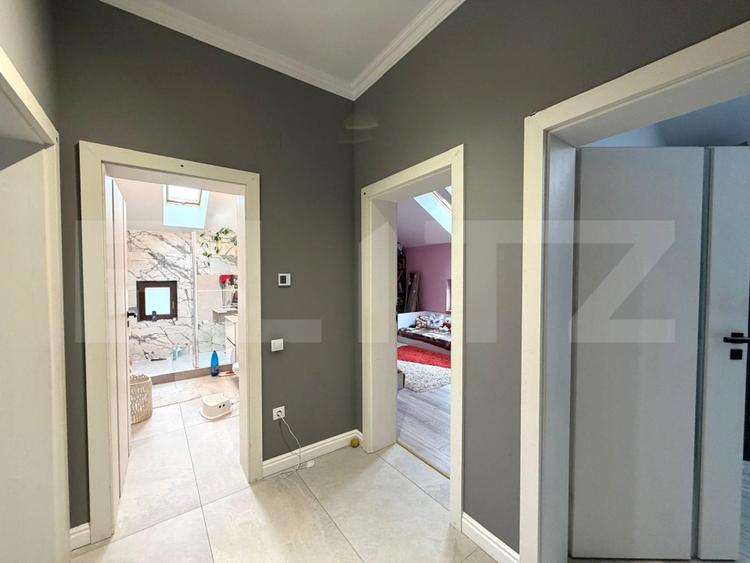 Casa individuala 177 mp, 5 camere, teren 366 mp, zona Parc Colina