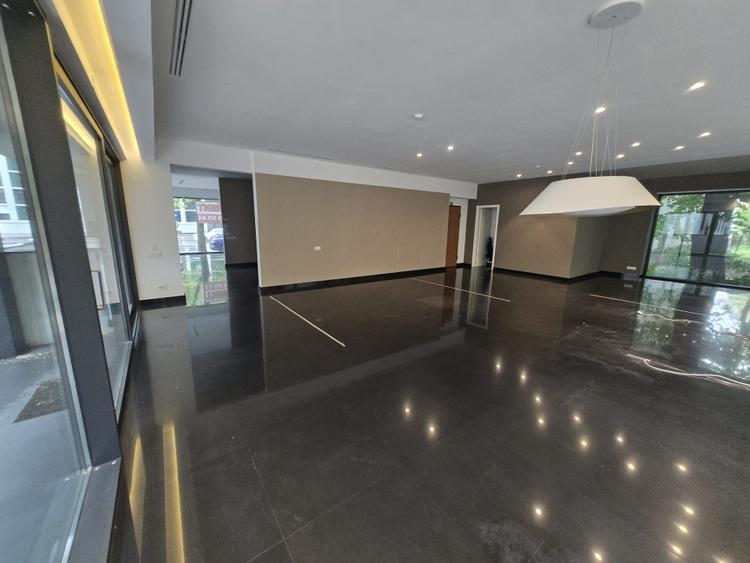 SPATIU COMERCIAL STRADAL IN ZONA FLOREASCA